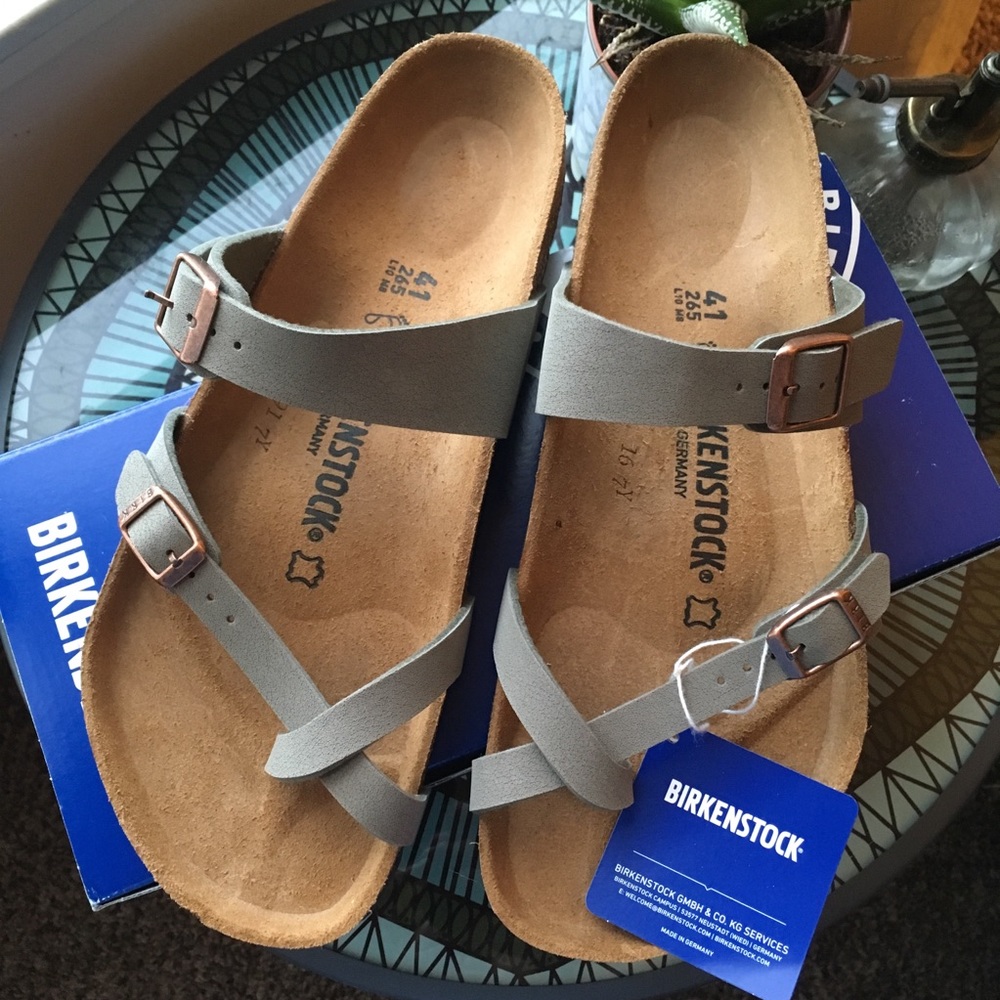 NWT Birkenstock Mayari Sandals Size 41